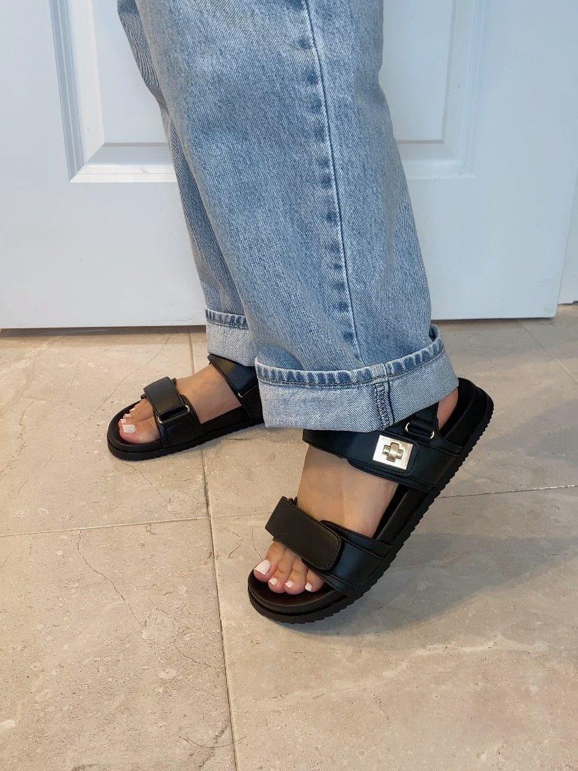 Palmer Flatform Sandal - BlackSandals
